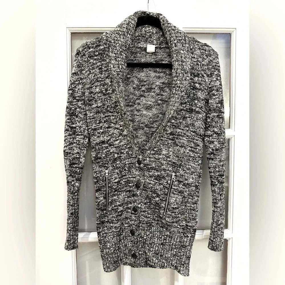 J. Crew Heathered Grey Button Boyfriend Cardigan Merino Wool Sweater Size XS EUC